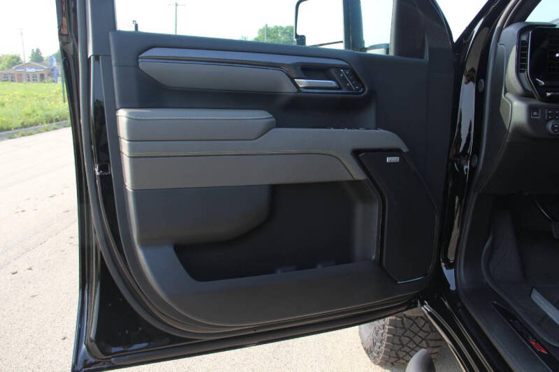 2025 Chevrolet Silverado 2500HD ZR2