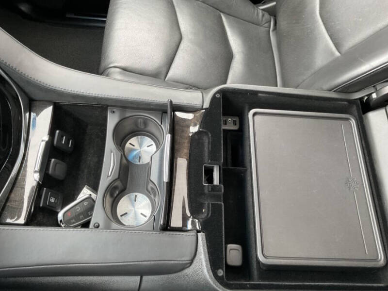 2016 Cadillac Escalade Platinum