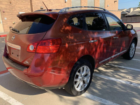 2011 Nissan Rogue SV