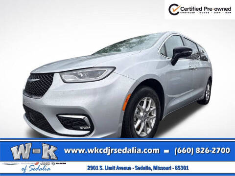 2024 Chrysler Pacifica Touring L