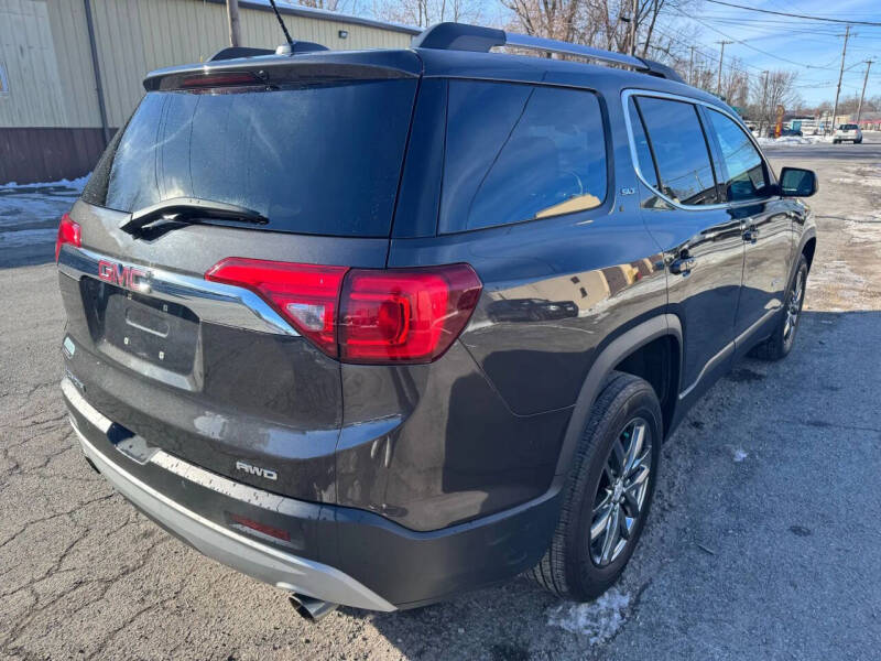 2017 GMC Acadia SLT-1