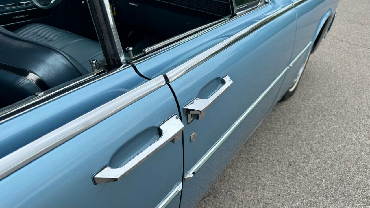 1964 Lincoln Continental 28