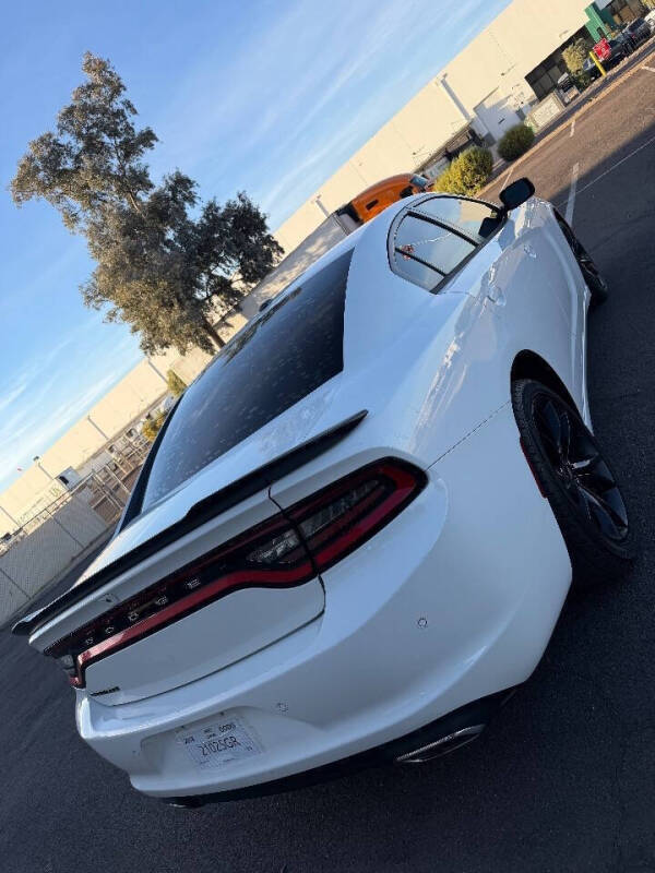 2018 Dodge Charger SXT