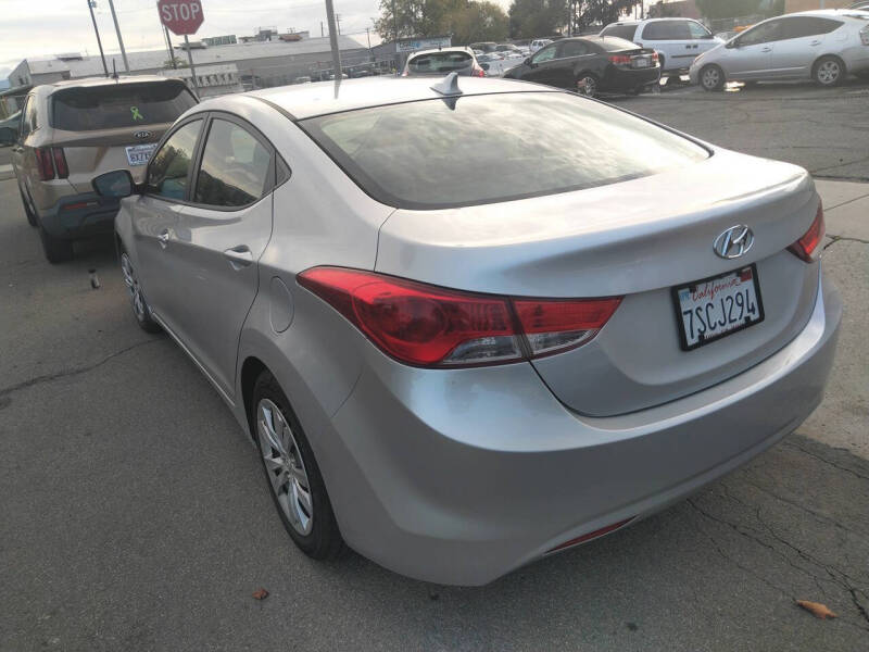 2012 Hyundai Elantra GLS