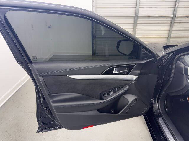 2016 Nissan Maxima