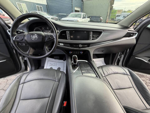 2018 Buick Enclave Essence