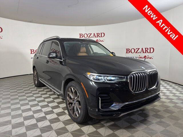 2021 BMW X7 xDrive40i's photo