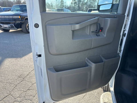 2024 Chevrolet Express 2500