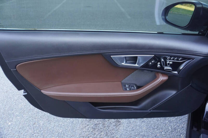 2016 Jaguar F-TYPE