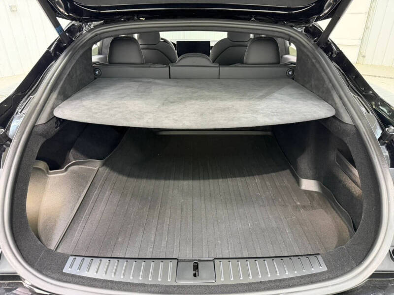2023 Tesla Model S Plaid