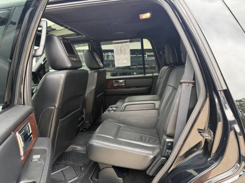 2016 Lincoln Navigator Select