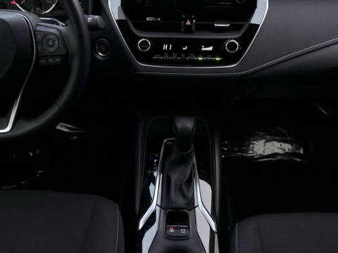 2022 Toyota Corolla Hatchback SE