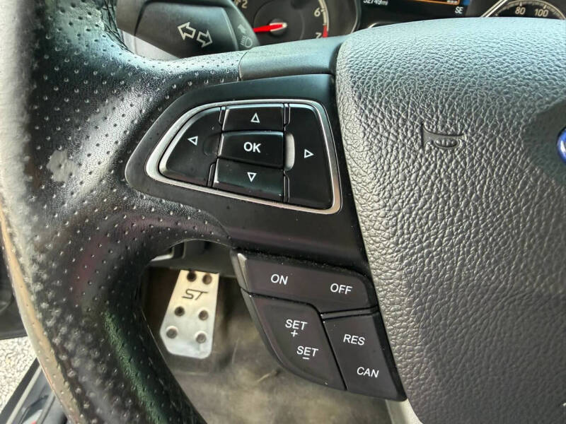 2018 Ford Focus ST