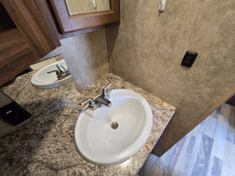 2017 Viking 21FQ