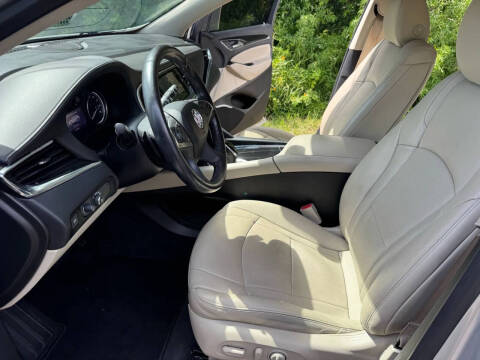 2020 Buick Enclave Essence