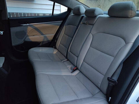 2020 Hyundai Elantra