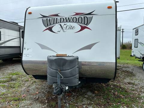 2014 Forest River Wildwood X-Lite 251RLXL for sale at Kentuckiana RV Wholesalers in Charlestown IN