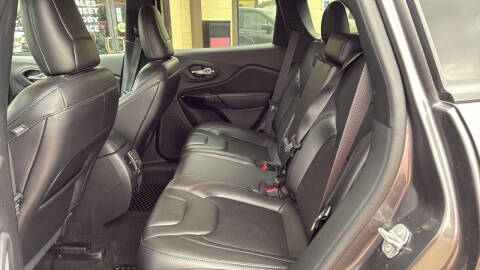 2020 Jeep Cherokee Altitude