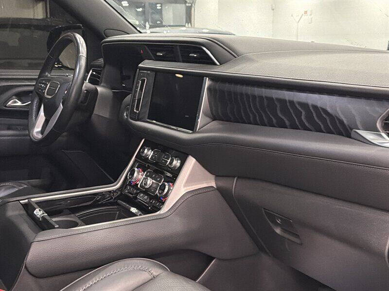 2022 GMC Yukon XL Denali