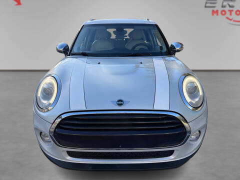 2016 MINI Hardtop 4 Door Cooper