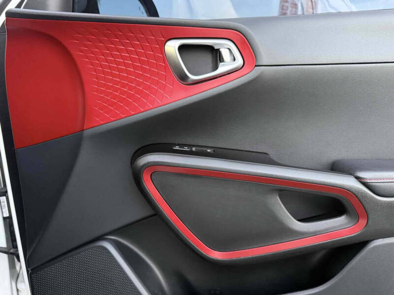 2023 Kia Soul GT-Line