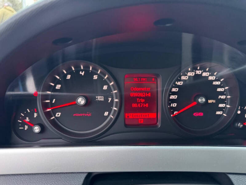 2009 Pontiac G8 GT w/Bluetooth
