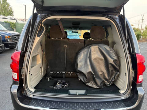 2015 Dodge Grand Caravan SXT Plus