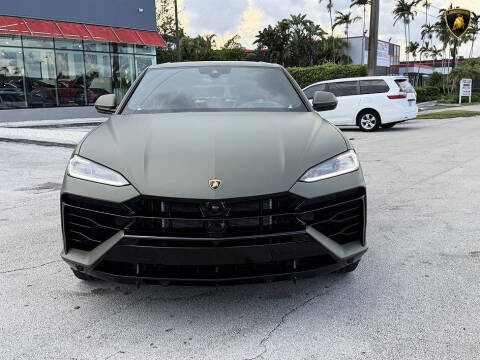 2025 Lamborghini Urus SE