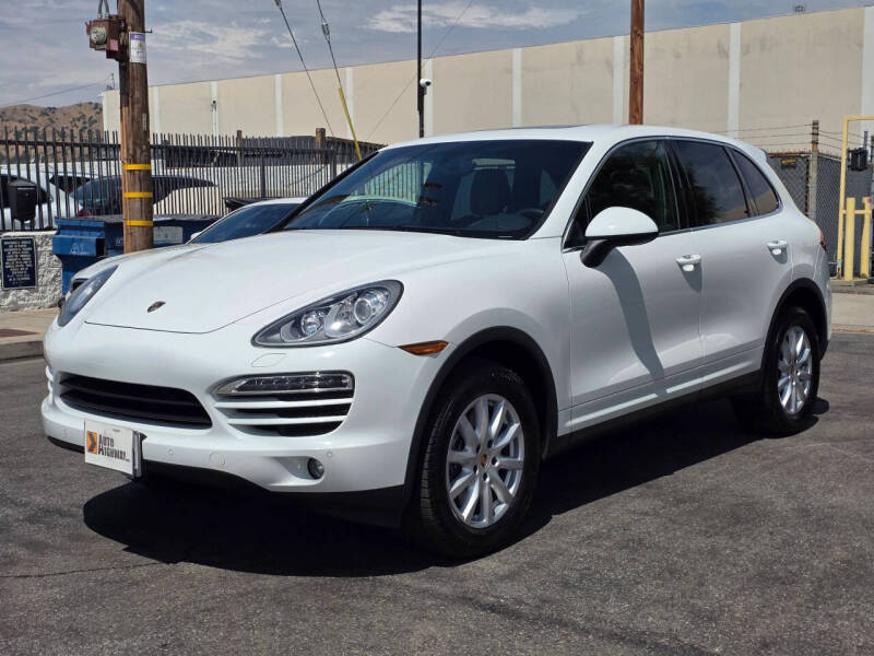 2014 Porsche Cayenne Platinum
