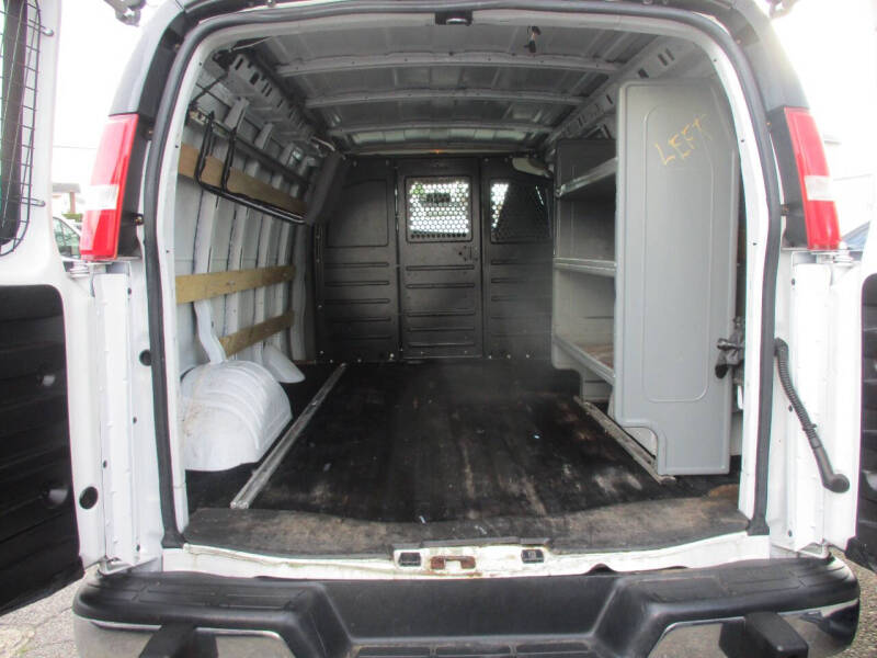 2018 Chevrolet Express 2500