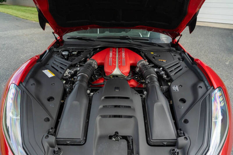 2023 Ferrari 812 Competizione