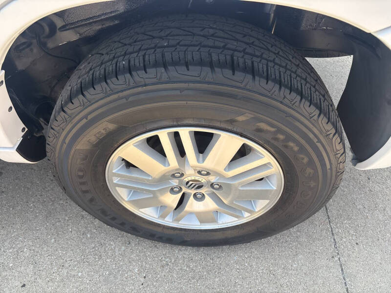 2005 Mercury Mariner