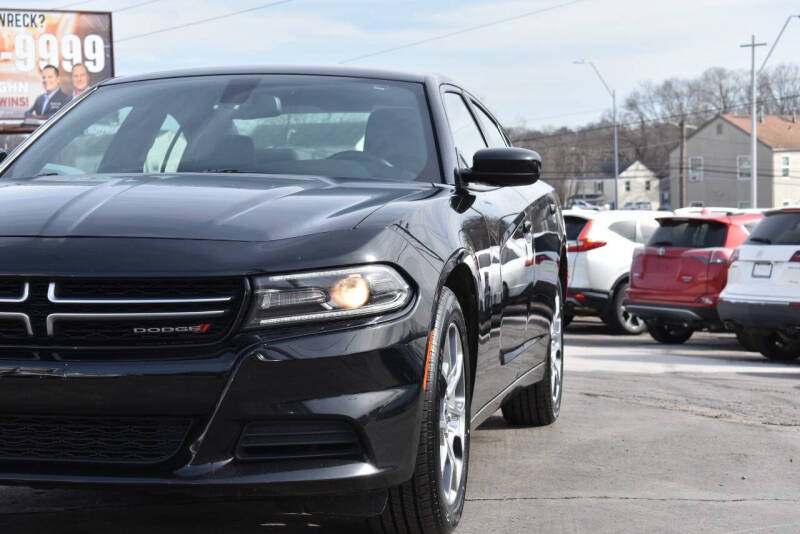 2017 Dodge Charger SE