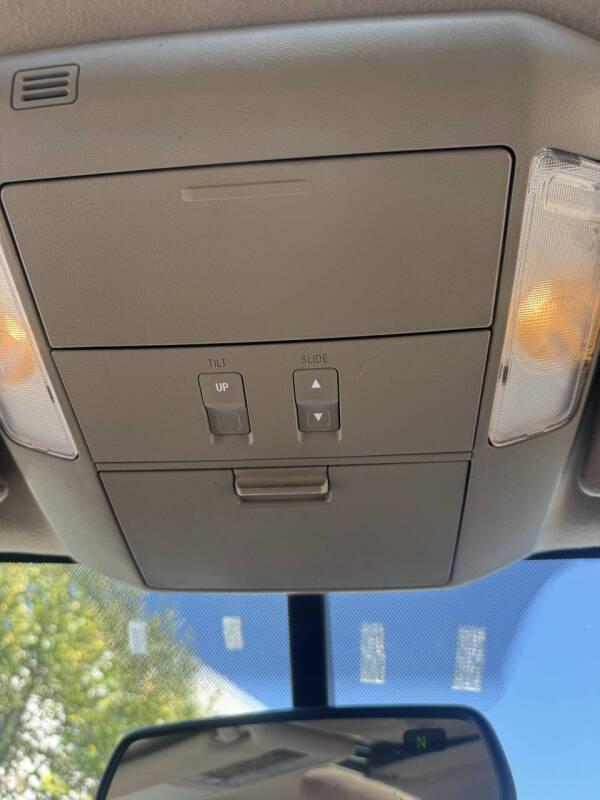 2013 Toyota Sequoia Platinum