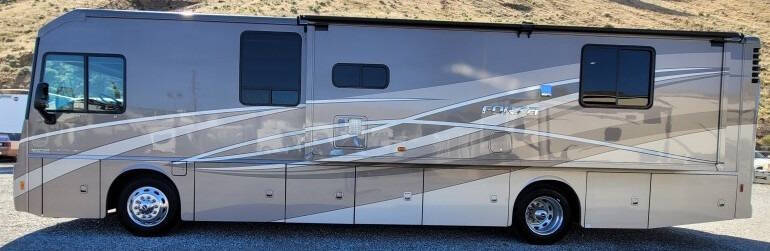 2017 Winnebago Forza 36G