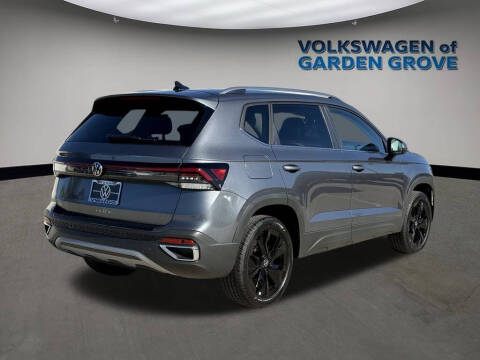 2026 Volkswagen Taos SE