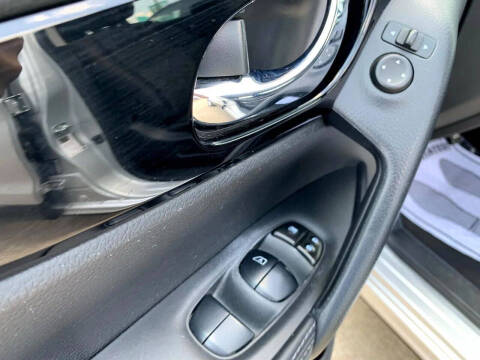 2020 Nissan Rogue Sport SV