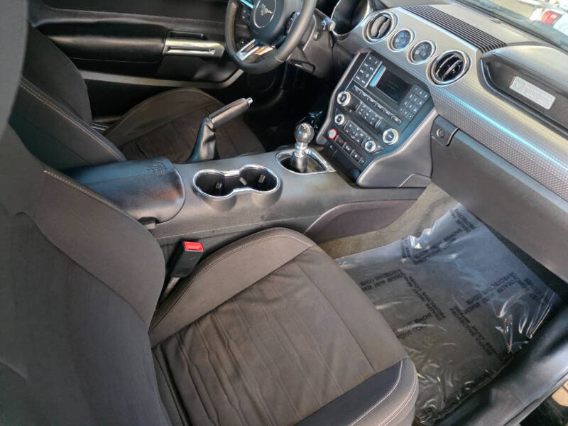 2017 Ford Mustang GT Premium