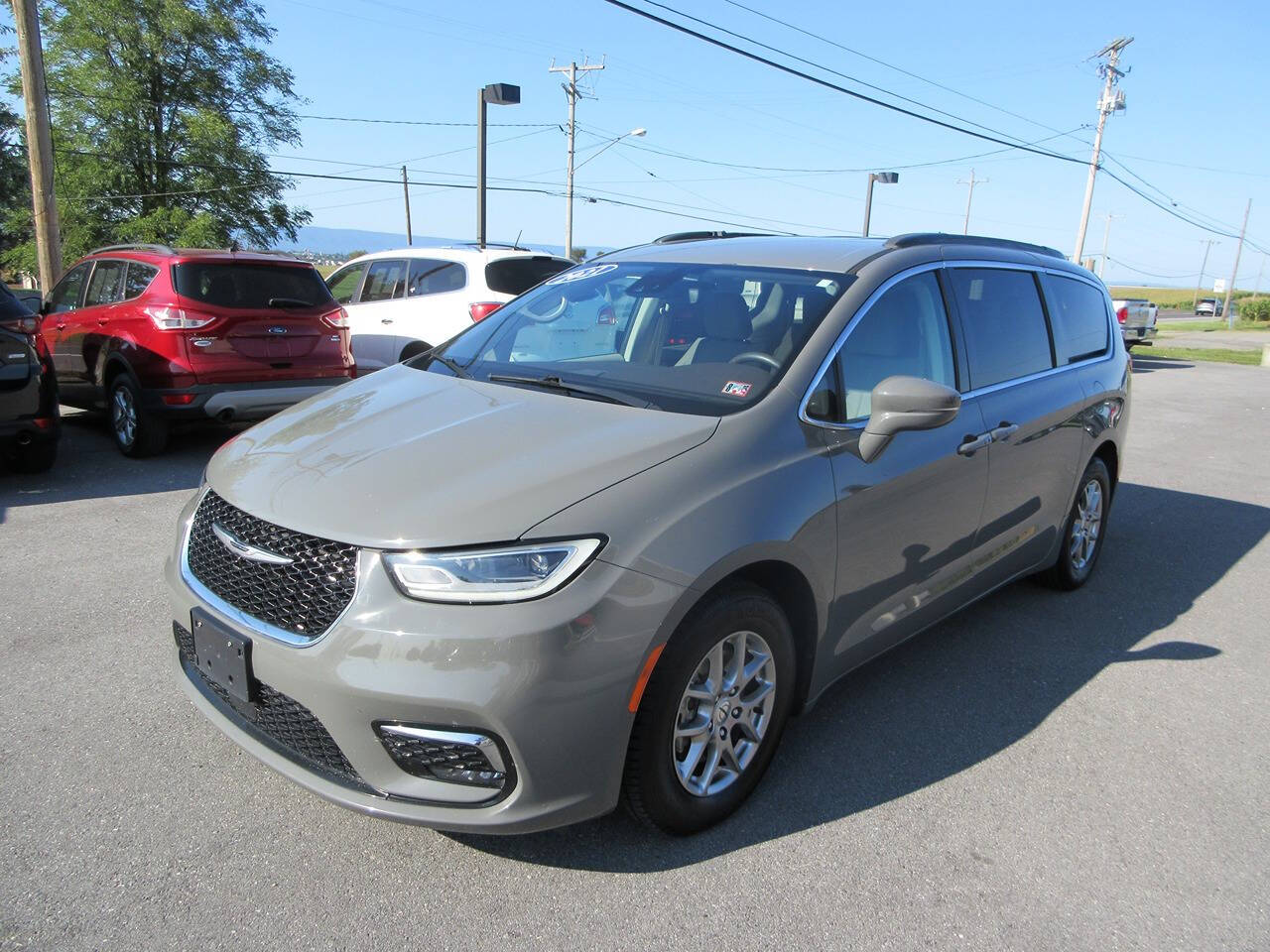 2021 Chrysler Pacifica for sale at FINAL DRIVE AUTO SALES INC in Shippensburg, PA