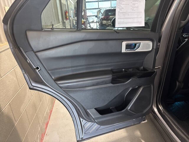 2021 Ford Explorer Platinum