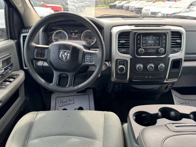 2019 RAM 1500 Classic SLT