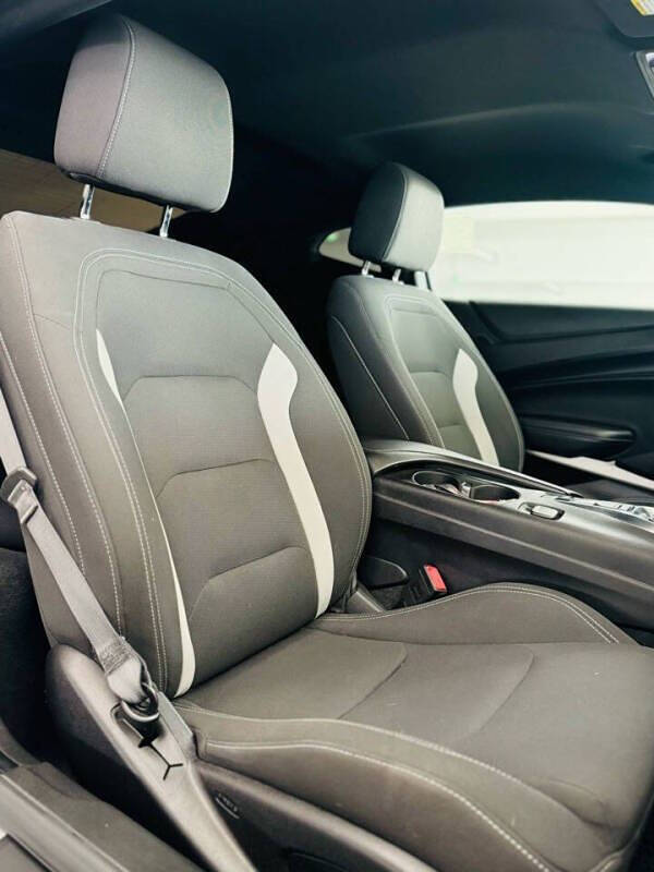 2019 Chevrolet Camaro LT