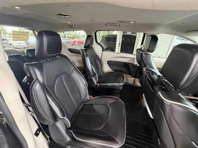 2021 Chrysler Pacifica Hybrid Limited