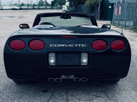 2004 Chevrolet Corvette