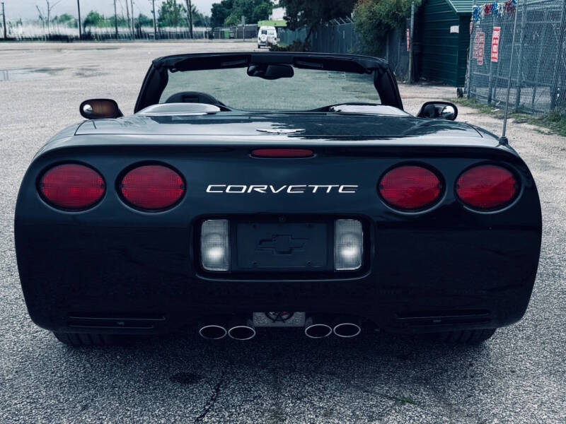 2004 Chevrolet Corvette