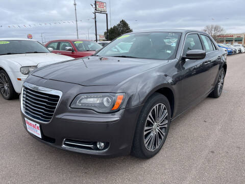 2013 Chrysler 300 for sale at De Anda Auto Sales in South Sioux City NE