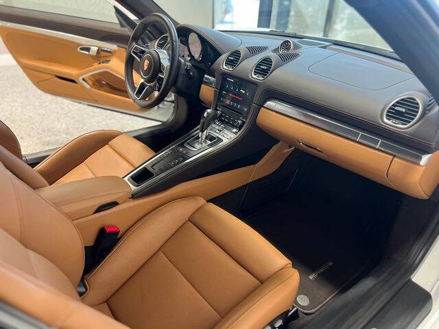 2023 Porsche 718 Cayman S