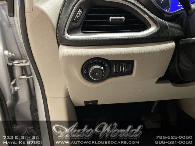 2023 Chrysler Pacifica Touring L
