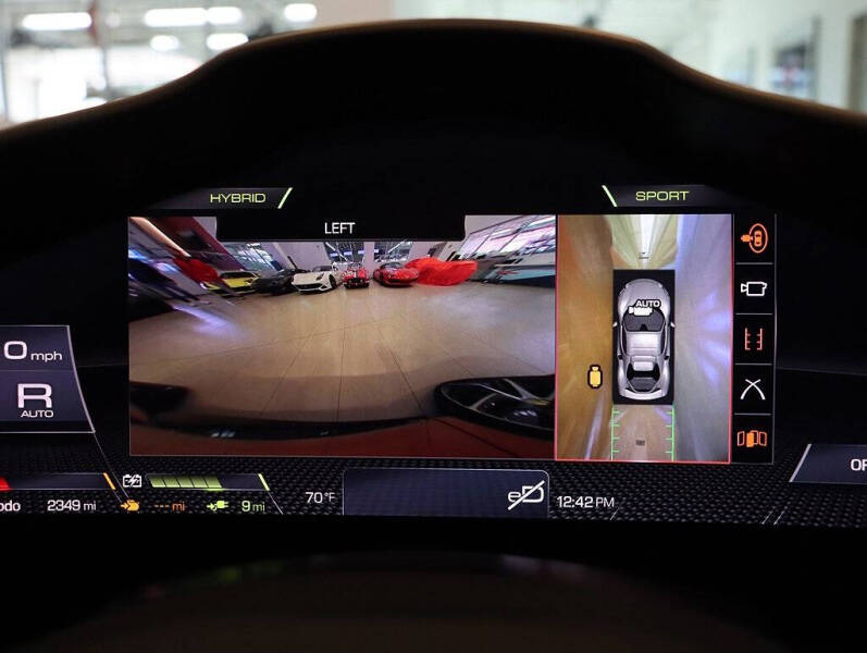 2024 Ferrari 296 GTS