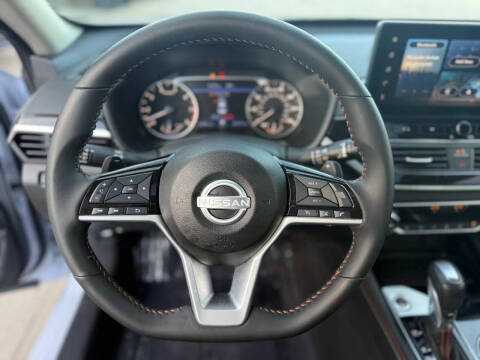 2025 Nissan Altima 2.5 SR